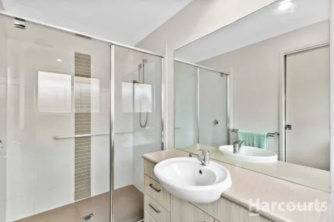 Property photo of 14 Oxley Circuit Urraween QLD 4655