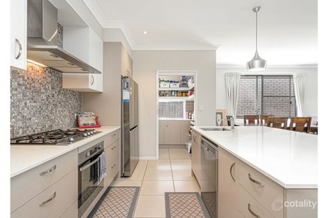 Property photo of 2 Livistona Lane Sippy Downs QLD 4556