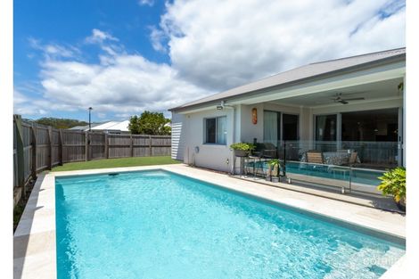 2 Livistona Lane, Sippy Downs, QLD 4556