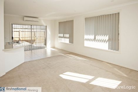 Property photo of 2/8 Carol Avenue Cranbourne VIC 3977