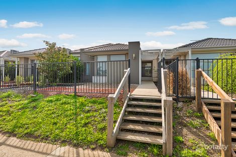 Property photo of 5 Comtois Lane Clyde North VIC 3978