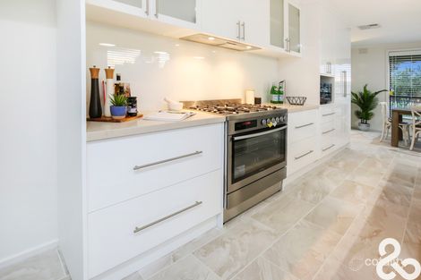 Property photo of 79 Freeman Crescent Mill Park VIC 3082
