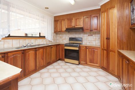 Property photo of 63 Bellbrook Drive Dandenong North VIC 3175