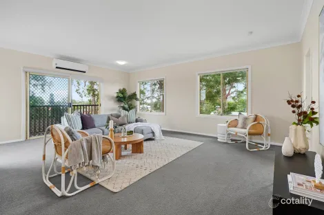 Property photo of 41 Vales Road Mannering Park NSW 2259