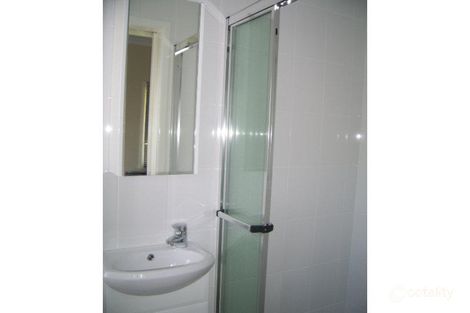 Property photo of 1/67 Heussler Terrace Milton QLD 4064
