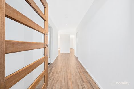 Property photo of 28 View Hill Drive Traralgon VIC 3844