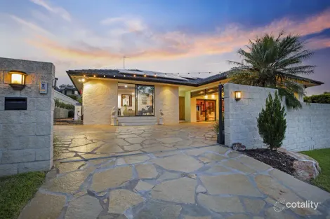 Property photo of 14 Tyalla Drive Ashmore QLD 4214