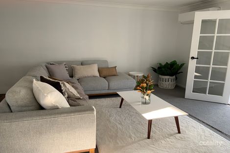 Property photo of 68 Warrina Avenue Summerland Point NSW 2259