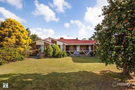 Property photo of 15 Dotterel Way Yangebup WA 6164