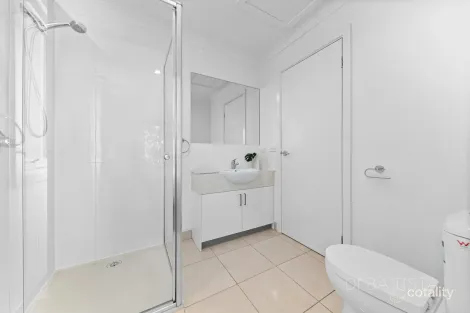 Property photo of 40 Penhall Drive Craigieburn VIC 3064