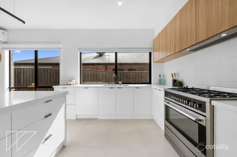 Property photo of 33 Ashdown Drive Warragul VIC 3820