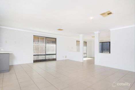 Property photo of 265 Peelwood Parade Halls Head WA 6210