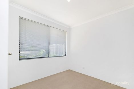 Property photo of 265 Peelwood Parade Halls Head WA 6210