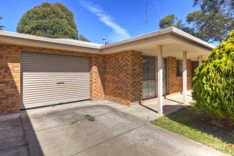 Property photo of 2/102 Warrenheip Street Buninyong VIC 3357