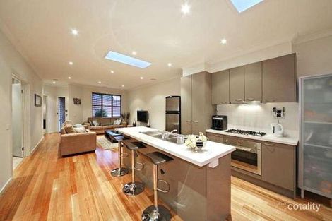 Property photo of 4/110-112 Neville Street Carnegie VIC 3163