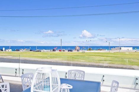 Property photo of 10 Bar Beach Avenue Bar Beach NSW 2300