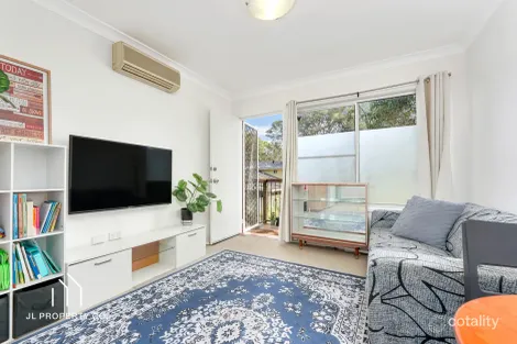 Property photo of 1/102 McMasters Road Woy Woy NSW 2256