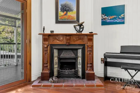 Property photo of 12 Cochrane Street Paddington QLD 4064