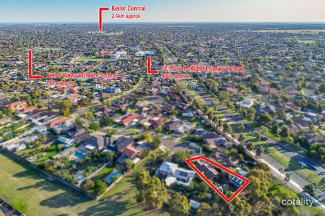 Property photo of 18 Hawea Court Taylors Lakes VIC 3038