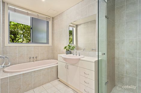 Property photo of 19/54-58 Cliff Road Wollongong NSW 2500