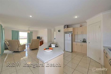 Property photo of 22 Toppers Drive Coral Cove QLD 4670