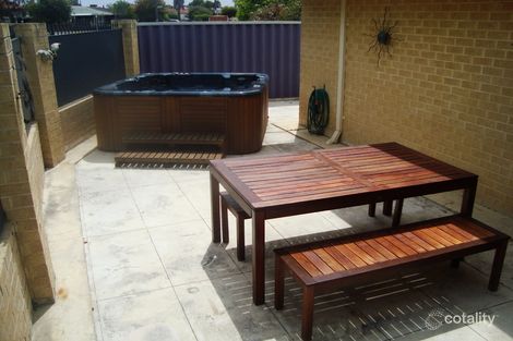 Property photo of 1/9 Bickley Road Cannington WA 6107