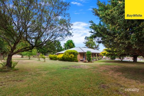 4 Fairway Dr, Drouin, VIC 3818