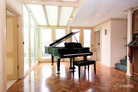 Property photo of 20 Grice Crescent Essendon VIC 3040