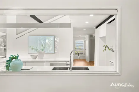 Property photo of 5 Beardsley Place Carina QLD 4152