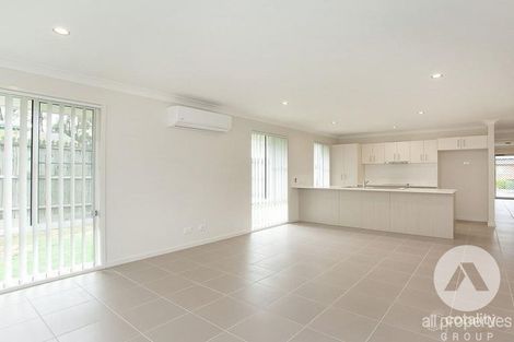 Property photo of 33 Fedrick Street Boronia Heights QLD 4124