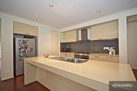 Property photo of 106 Arun Drive Arundel QLD 4214