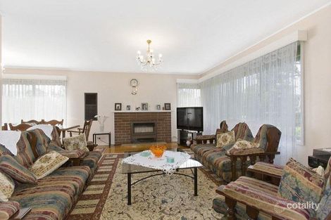Property photo of 8 Coolabah Avenue Glen Waverley VIC 3150