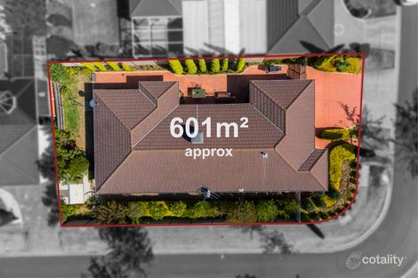 Property photo of 20 Thompson Crescent Roxburgh Park VIC 3064