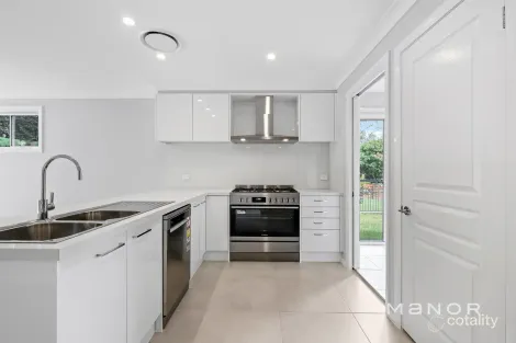Property photo of 19B Niblick Crescent Oatlands NSW 2117