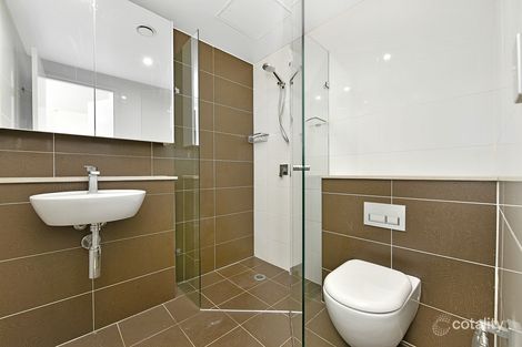 Property photo of 2 Meredith Avenue Rhodes NSW 2138