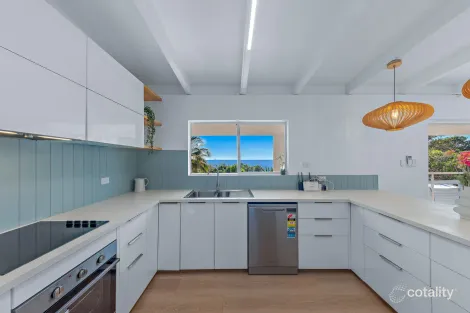 Property photo of 28 Gloucester Avenue Hideaway Bay QLD 4800