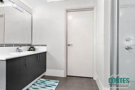 Property photo of 44 Rockefeller Way Harrisdale WA 6112