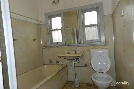 Property photo of 8 Ralph Street Cabramatta NSW 2166