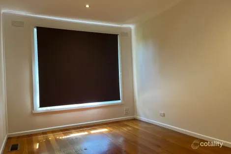 Property photo of 1/82 Stephensons Road Mount Waverley VIC 3149