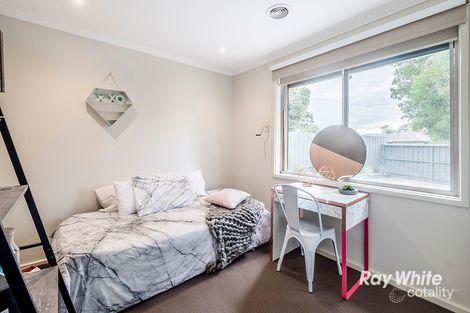Property photo of 38 Valepark Crescent Cranbourne VIC 3977