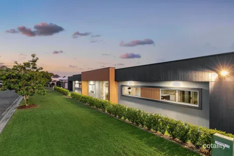 Property photo of 38 Stirling Street Bridgeman Downs QLD 4035