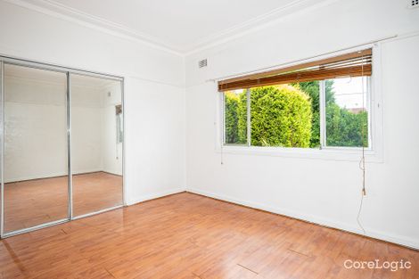 Property photo of 22 Binalong Road Pendle Hill NSW 2145
