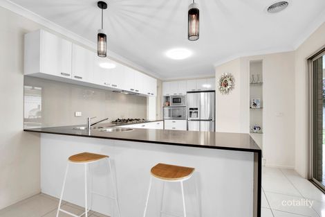 Property photo of 18 Hyton Crescent Croydon VIC 3136