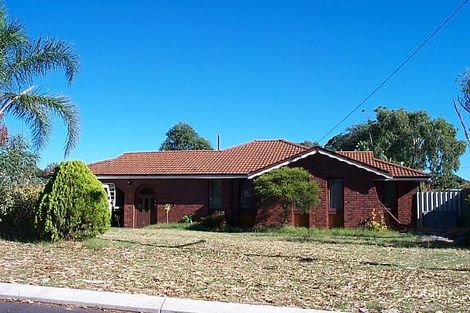 Property photo of 26 Partridge Way Thornlie WA 6108