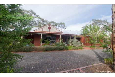 9 Kalinda Dr, Junortoun, VIC 3551