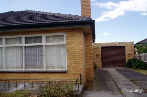 Property photo of 3 Efron Street Dandenong North VIC 3175