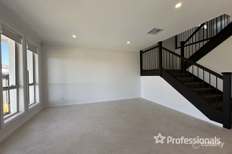 11 Womerah St, Grantham Farm, NSW 2765