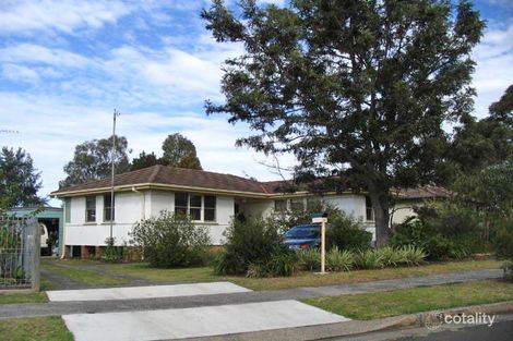 43 Benaud Cres, Warilla, NSW 2528