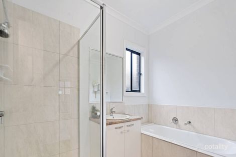 Property photo of 16 Mulgra View Tarneit VIC 3029
