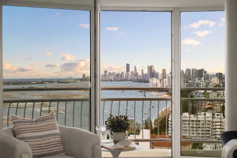 Property photo of 21D/5 Bayview Street Runaway Bay QLD 4216